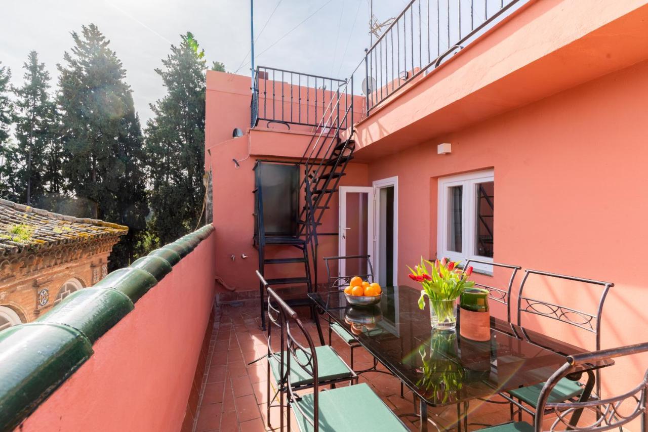 Holi-Rent Pimienta Villa Seville Exterior photo